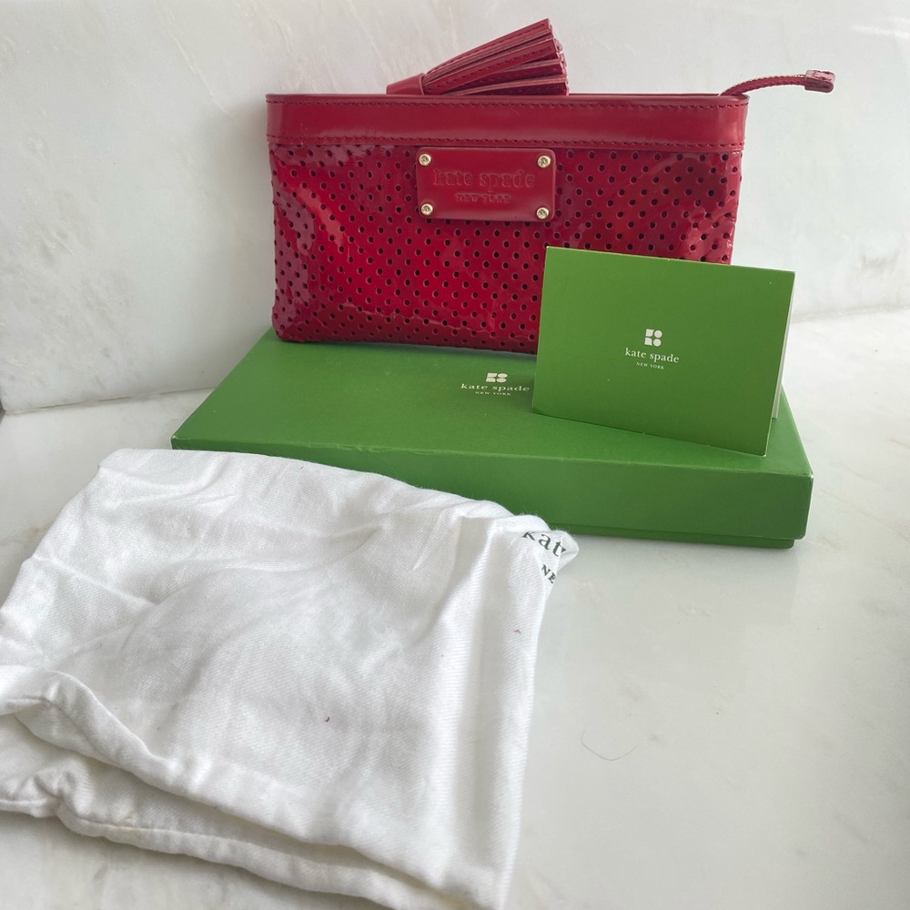 Kate Spade Red Wristlet❤️